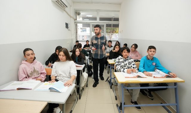 Gaziemir Belediyesi’nden bin 180 öğrenciye ücretsiz eğitim