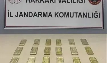 Hakkari'de 2 kişinin ayakkabılarından 54 milyon lira değerinde kaçak külçe altın ele geçirildi