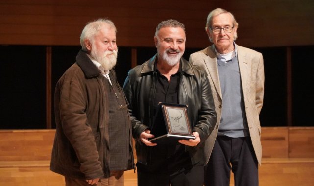 İzmir Uluslararası Mizah Festivali başladı