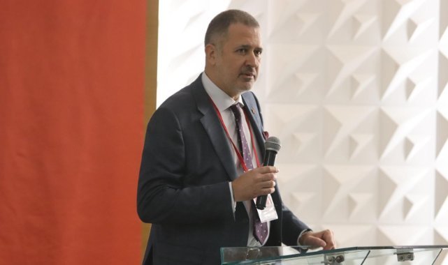 Karşıyaka Başkanı İlker Ergüllü: “Başkan yok, yönetim yok”
