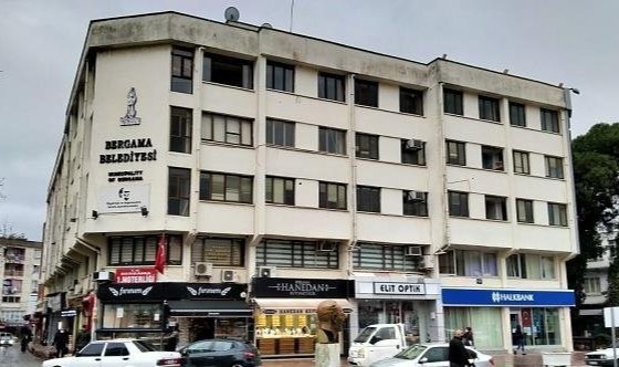 Meclis Üyesinden Başkan Çelik’e 'Bergamaspor Sokağı' önerisi!