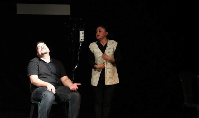 Menderes, İlk Kez Tiyatro Festivali’ndeydi