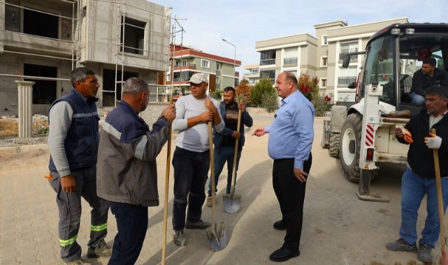 Menderes’te Yollar Yenileniyor