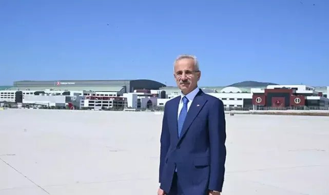 Bakan Uraloğlu: İstanbul Havalimanı üst üste 3 yılı Avrupa'nın zirvesinde tamamladı
