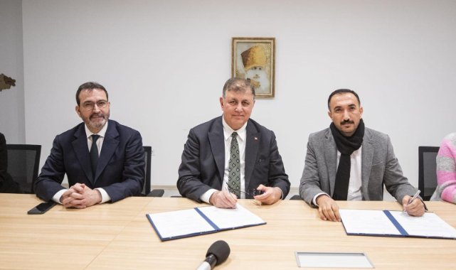 Başkan Tugay: Patron değil, kamu yöneticisiyim