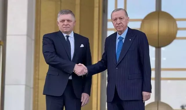 Cumhurbaşkanı Erdoğan, Slovakya Başbakanı Fico'yu resmi törenle karşıladı