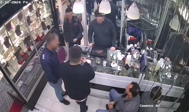 'Define bulduk' mizanseniyle dolandırdılar