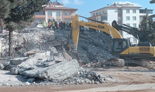 Depremde 134 kişiye mezar olan Ayşe-Mehmet Polat Sitesi davasında karar çıktı