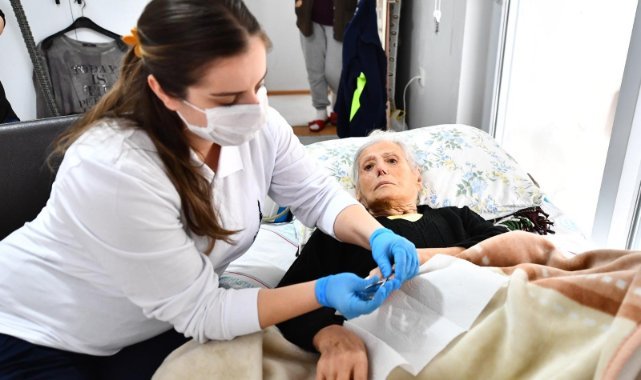 “Evde Bakım Hizmeti” yaşamlara dokunuyor