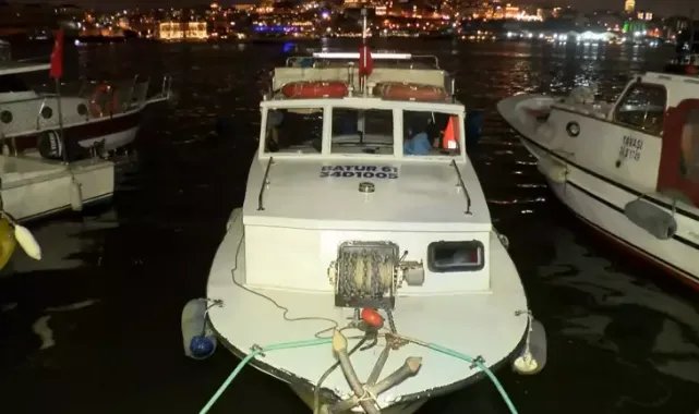 Fatih'te 14 tekneden hırsızlık yaptı; son girdiği teknede yemek yiyip dinlendi