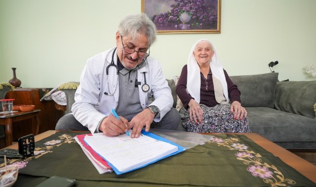 Gaziemir Belediyesi sağlık hizmetleriyle fark yaratıyor