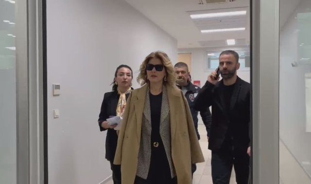 Gülben Ergen Sıla bebek paylaşımıyla ilgili ifade vermek için Çağlayan Adliyesi'ne geldi