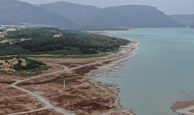 İzmir'de kuraklık tehlikesi; barajlarda su miktarı kritik seviyede