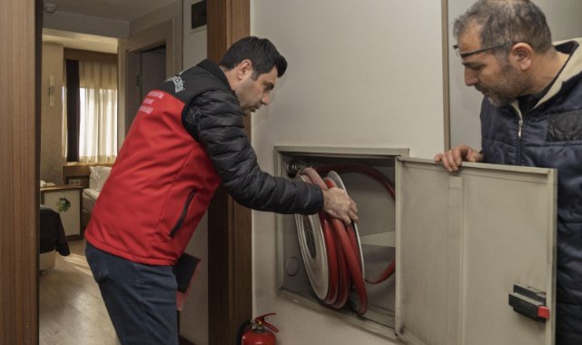 İzmir İtfaiyesi’nin otel denetimleri sürüyor