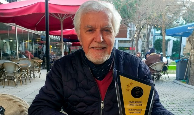 Köşe Yazarımız Şerif Kutludağ’a Edebiyat Onur Ödülü