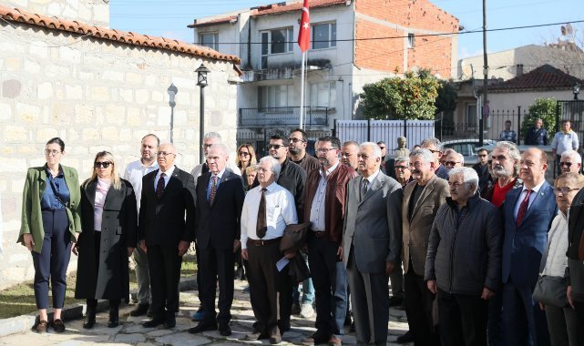 Necati Cumalı Urla’da anıldı