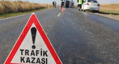 Otoyolda arızalanan aracını iterken meydana gelen kazada hayatını kaybetti