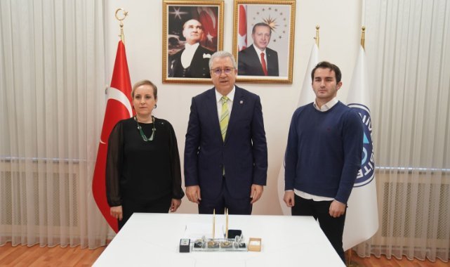 Zonklayan Yıldızlar evrenin tarihine ışık tutuyor