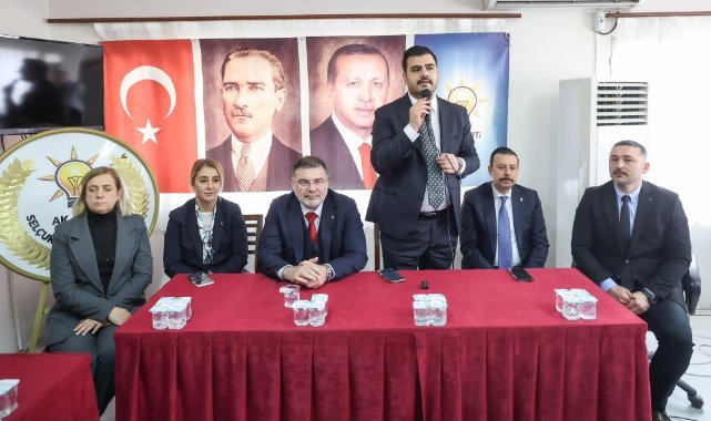 AK Partili İnan, AK Parti Selçuk İlçe Başkanlığı'nı ziyaret etti