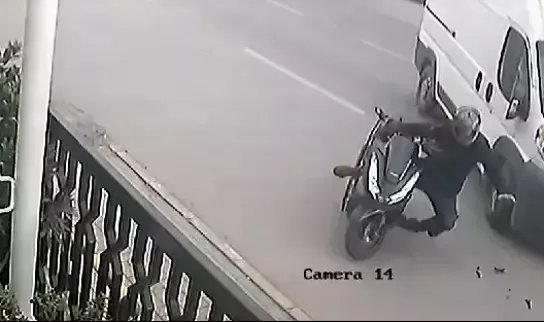 Avcılar'da motosiklet kazası