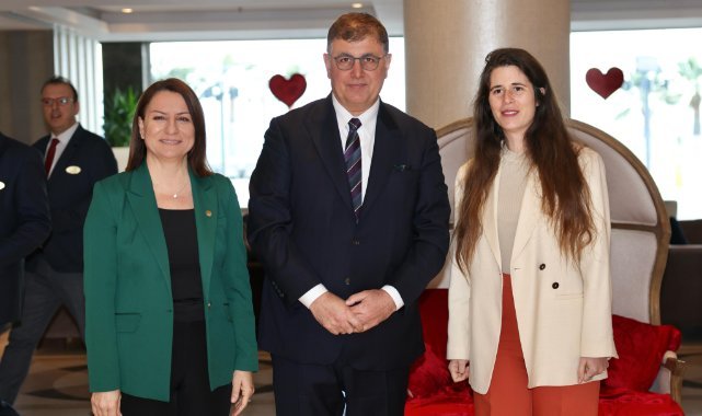 Başkan Denizli: “Çeşme’de tarımın nasıl kalkınması gerektiği üzerine çalışıyoruz”