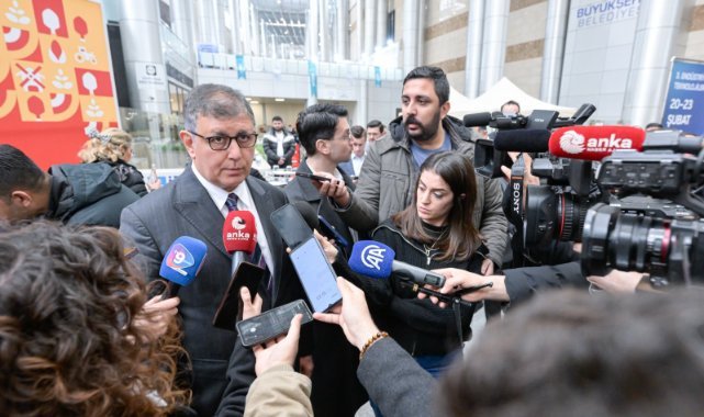 Başkan Tugay basın mensuplarının sorularını yanıtladı