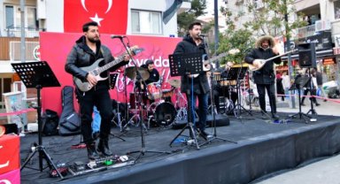 Bornova aşka geldi