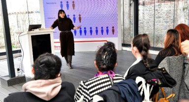 Bornova'da anlamlı 14 Şubat buluşması