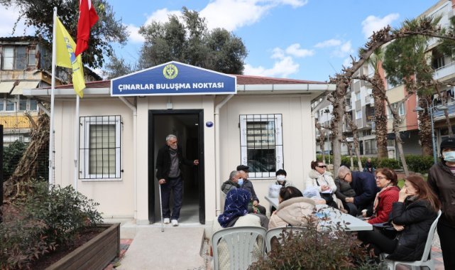 Buca Belediyesi Çınarlar Buluşma Noktası’nı hizmete açtı