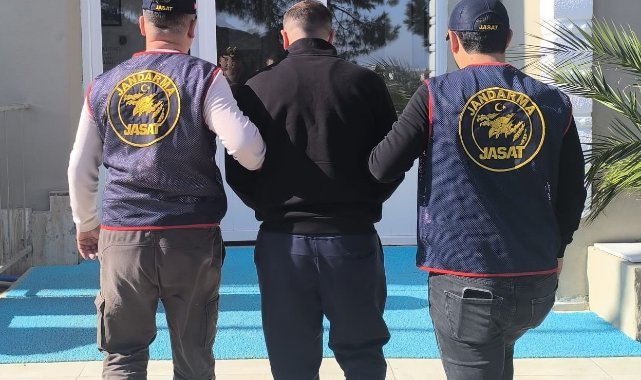 Çeşme JASAT’tan operasyon: 25 yıl hapis cezası bulunan şahıs yakalandı