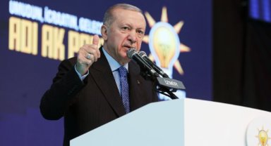 Cumhurbaşkanı Erdoğan: "Ekonomik durum geçici bir dönemdir"