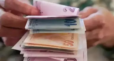 Emeklilerin zam farkı ödemeleri yarın hesaplarına yatırılacak