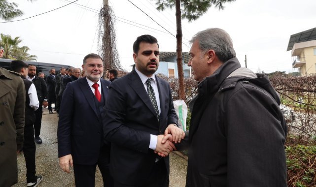 Eyyüp Kadir İnan taziyesini iletti