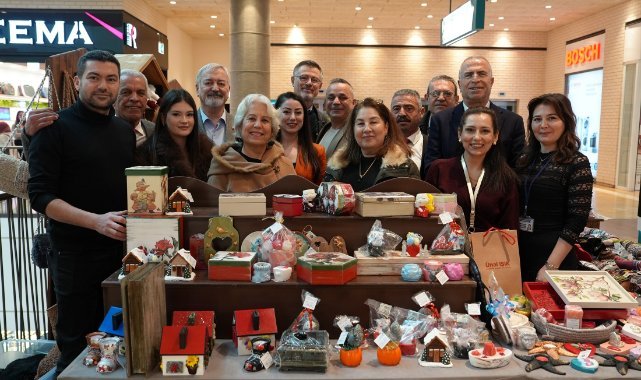 Gaziemirli kadınların el emeği ürünleri Sevgililer Günü Sergisi’nde