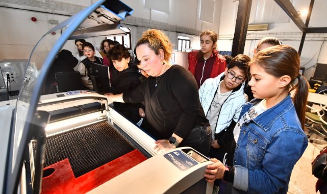 Geleceğin girişimcileri, fikirlerinin temellerini FabrikaLab İzmir’de attı