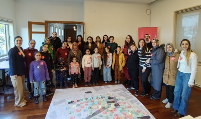 Güzel İzmir Hareketi’nin merkez üssü Şato oldu: Ballıkuyulu anne ve çocuklar hayallerini çizdi