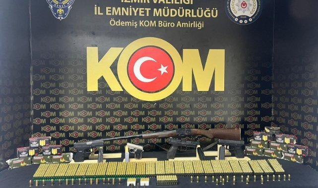 İzmir'de ruhsatsız silah operasyonu