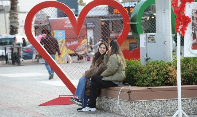 Karşıyaka 14 Şubat’ta aşkla dans edecek