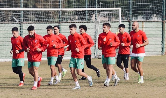 Karşıyaka’da futbolcular antrenmana çıkmadı