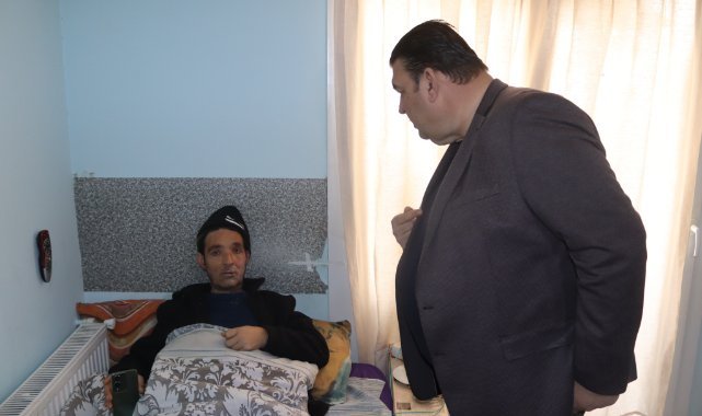 Seferihisar Belediye Başkanı, yüzü yanan personelini ziyaret etti