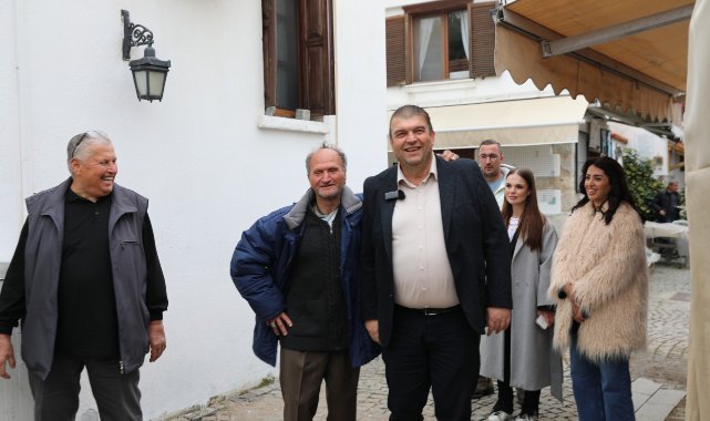 Seferihisar Belediyesi’nin Evde Destek Birimi takdir topladı
