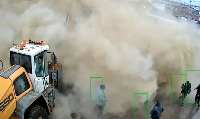 Tokat’ta fabrikanın çatısı çöktü
