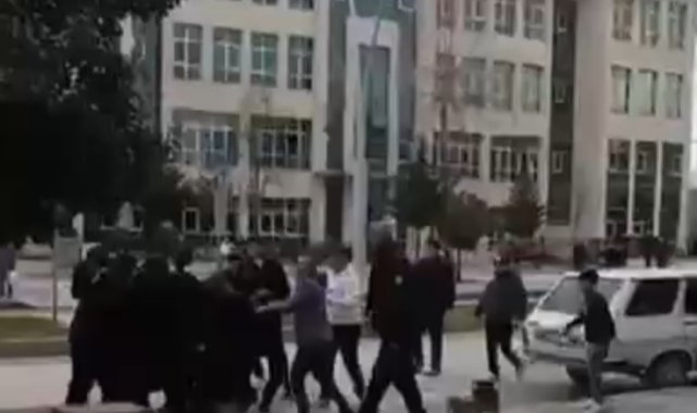 Tokat’ta sopalı tabureli kavga