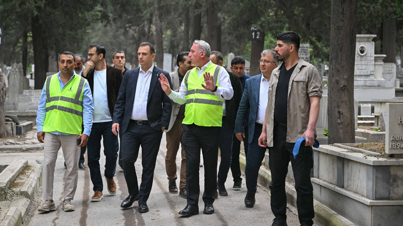Bornova ve Büyükşehir Belediyesi iş birliğiyle temizlik ve bakım