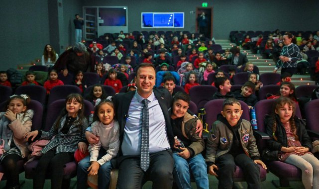 Başkan Eşki’den miniklere sinema müjdesi