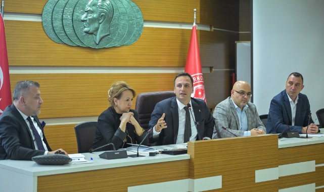 Başkan Ömer Eşki, muhtarlarla buluştu