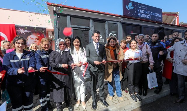 Bayraklı'da kadın danışma merkezi açıldı