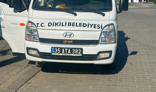 Dikili Belediyesi'nin 'ATA' plakalı çöp taksi inadı!