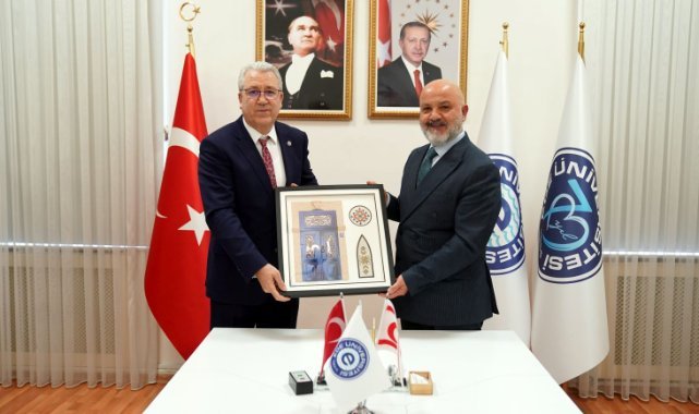 Ege Üniversitesi ve Yakın Doğu Üniversitesi arasında akademik iş birliği protokolü imzalandı