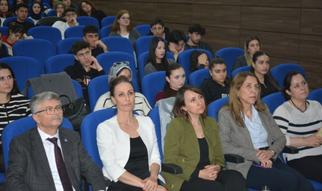 EÜ 8 Mart Dünya Kadınlar Günü Paneli yapıldı